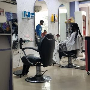 Hair Bytes – Best Unisex Hair Salon – Jakhan