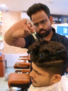 Blond unisex saloon – Jayadev Vihar