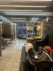 NR makeup studio salon – Anisabad