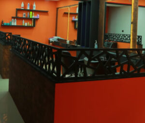 Laka Family Salon – Ernakulam